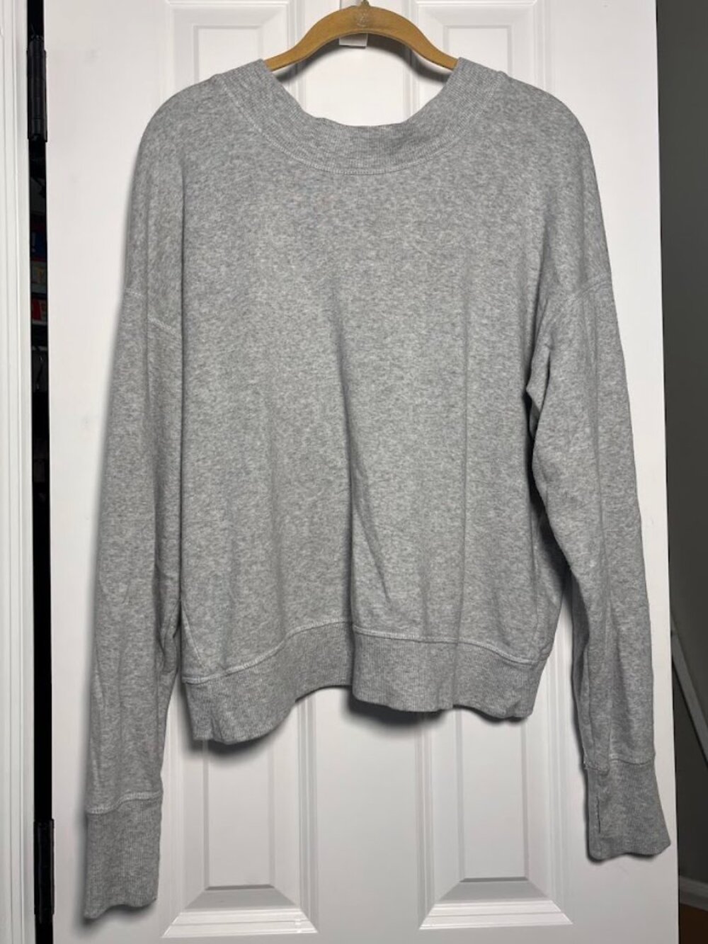 Aerie Offline Gray Open Back Long Sleeve Athletic Pullover Sweatshirt Size M